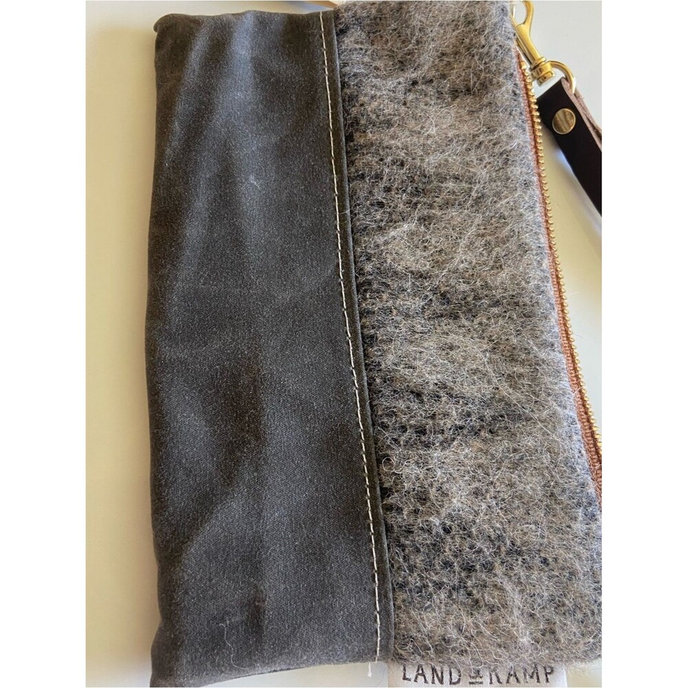 NWT Womens Wool Wristlet Leather Land and Kamp NWT Wallet Purse Bag - Picture 6 of 11